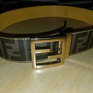 Classic reversible Fendi logo belt